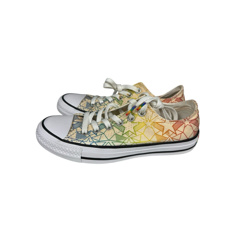 Converse Rainbow Star Chuck Taylor Low Top Men’s 4.5/ Women’s 6.5